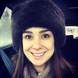 Meet your Posher, Evelyn